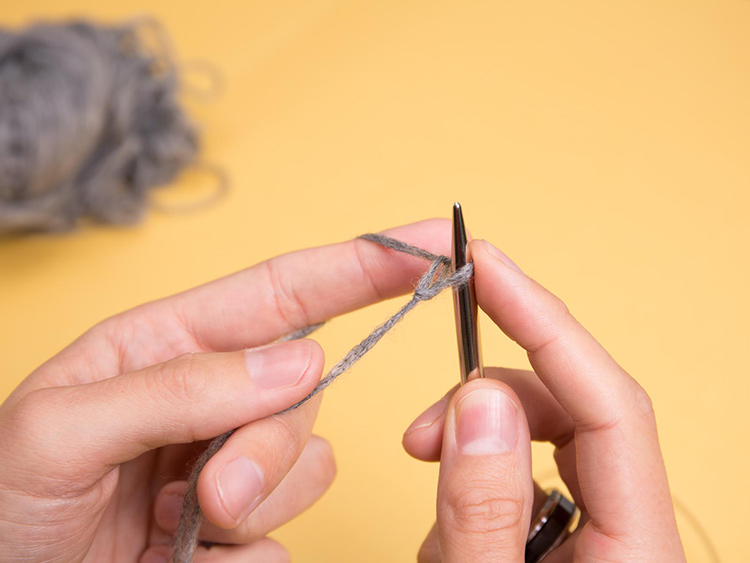 SCHAL MIT FARBVERLAUF UND ZOPFMUSTER Schritt 3