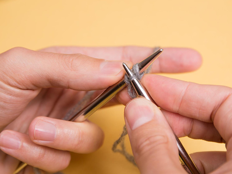 SCHAL MIT FARBVERLAUF UND ZOPFMUSTER Schritt 5