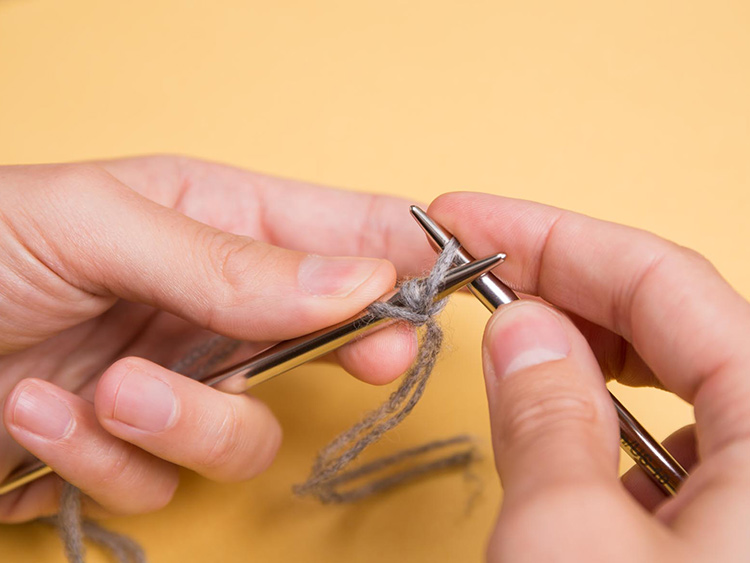 SCHAL MIT FARBVERLAUF UND ZOPFMUSTER Schritt 6