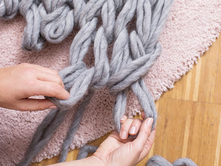 LANGYARNS XXL Decke SMILLA Schritt 20